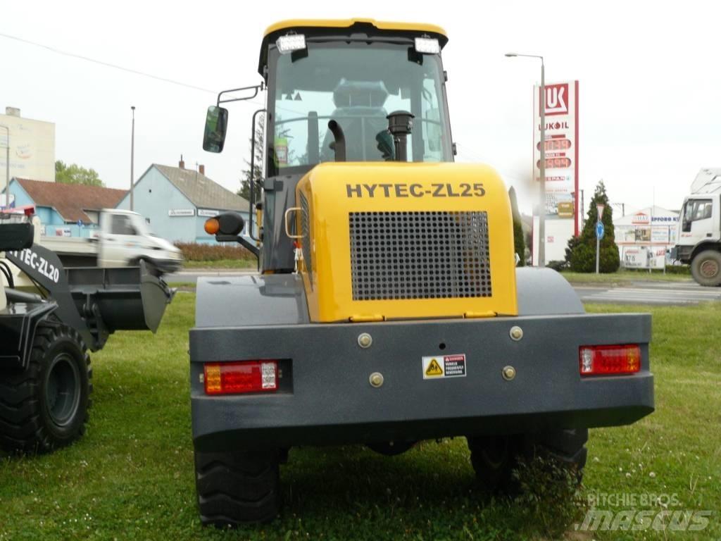 Hytec ZL25 轮式装载机