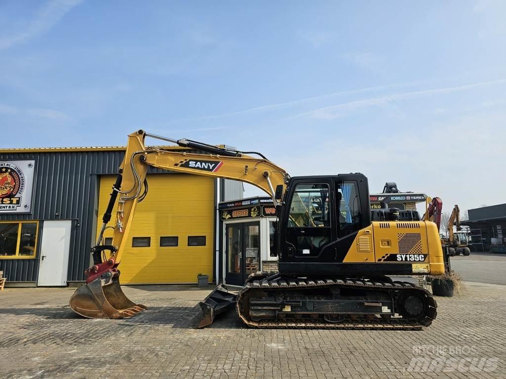 Sany SY135C 履带挖掘机
