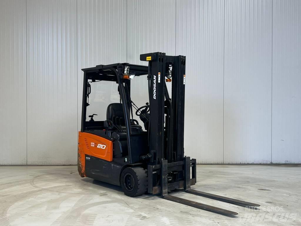 Doosan B20T-7 电动叉车