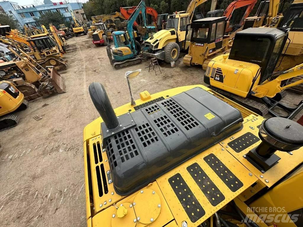 Komatsu pc220 履带挖掘机