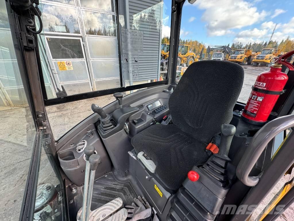 Volvo EC 18 E 小型挖掘机