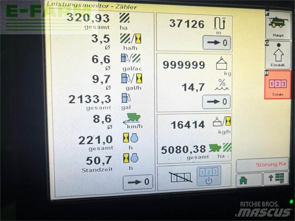 John Deere T670 联合收割机