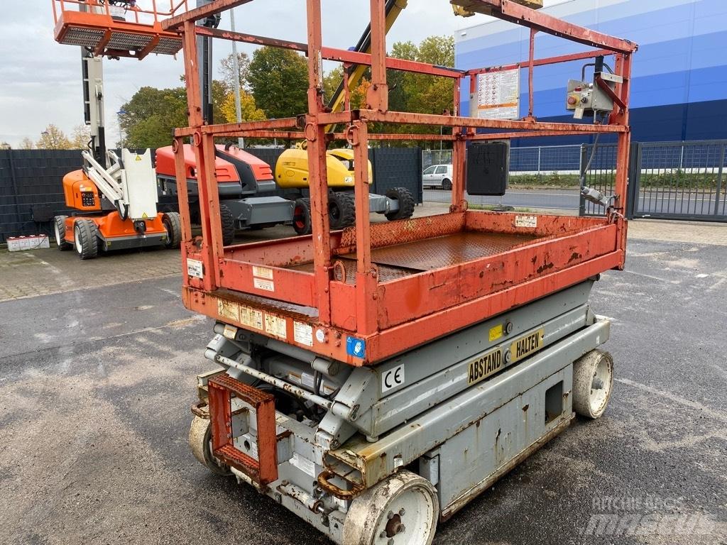 SkyJack SJ4620 剪叉式升降机