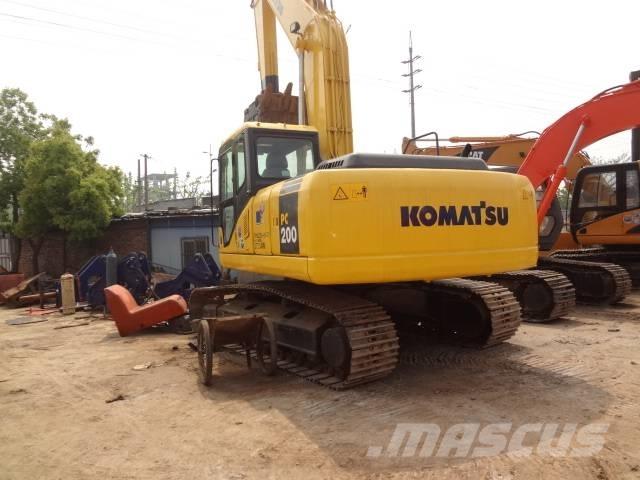 Komatsu pc200-7 履带挖掘机