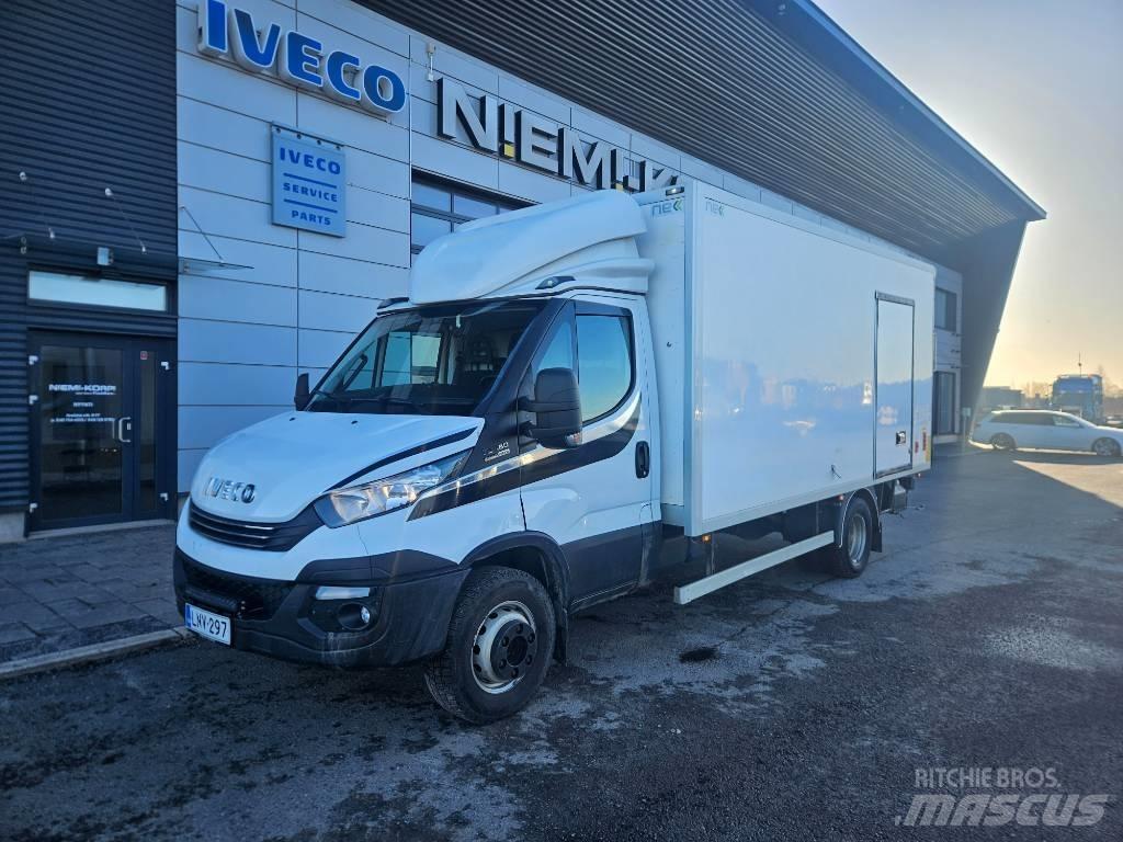 Iveco Daily 70C18 商务面包车
