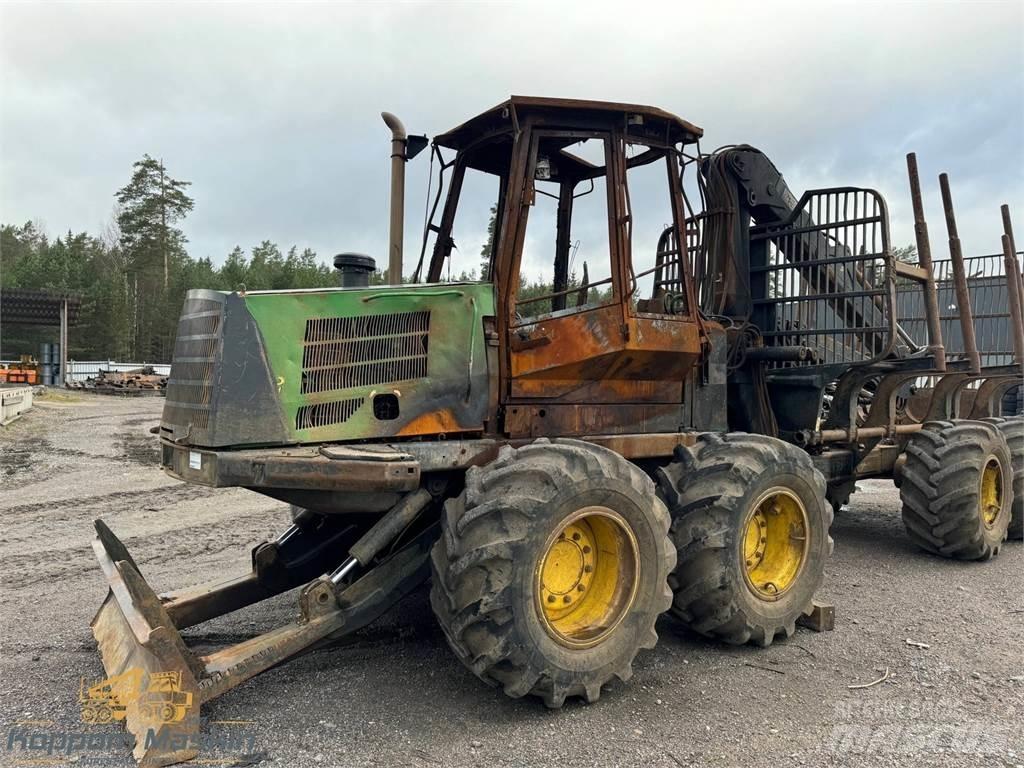 John Deere 1110D 集运机