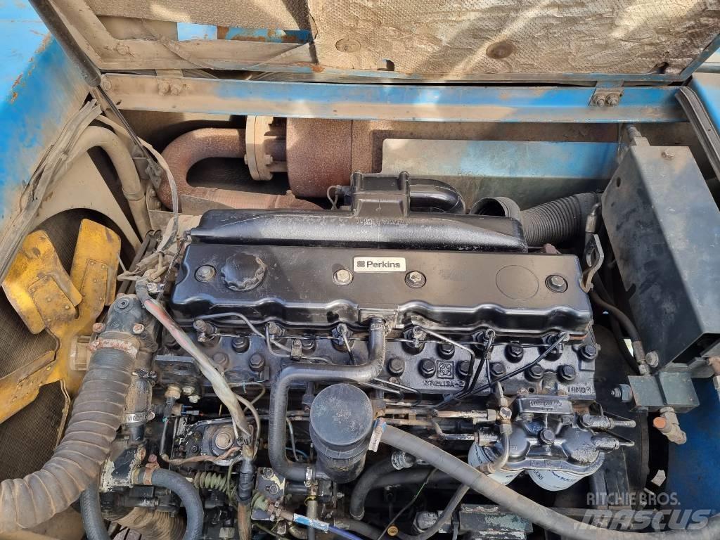 Terex Fuchs MHL340 工业挖掘机