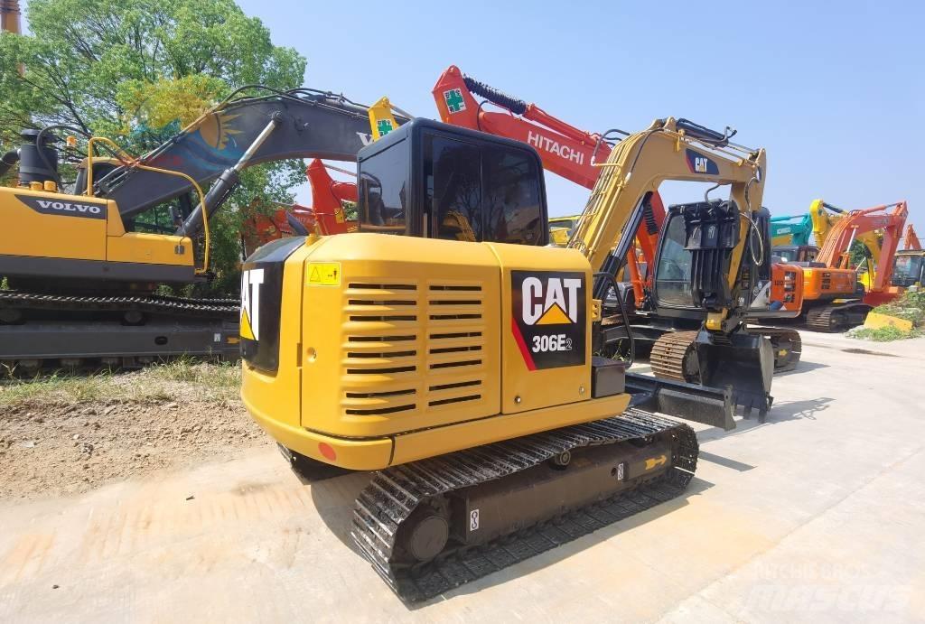 CAT 306 E2 小型挖掘机