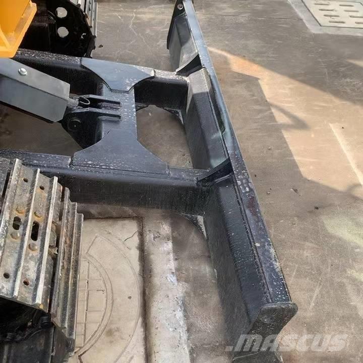 CAT 306 E2 小型挖掘机