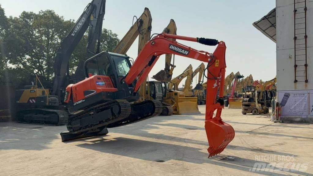 Doosan DX 60-9 C 履带挖掘机