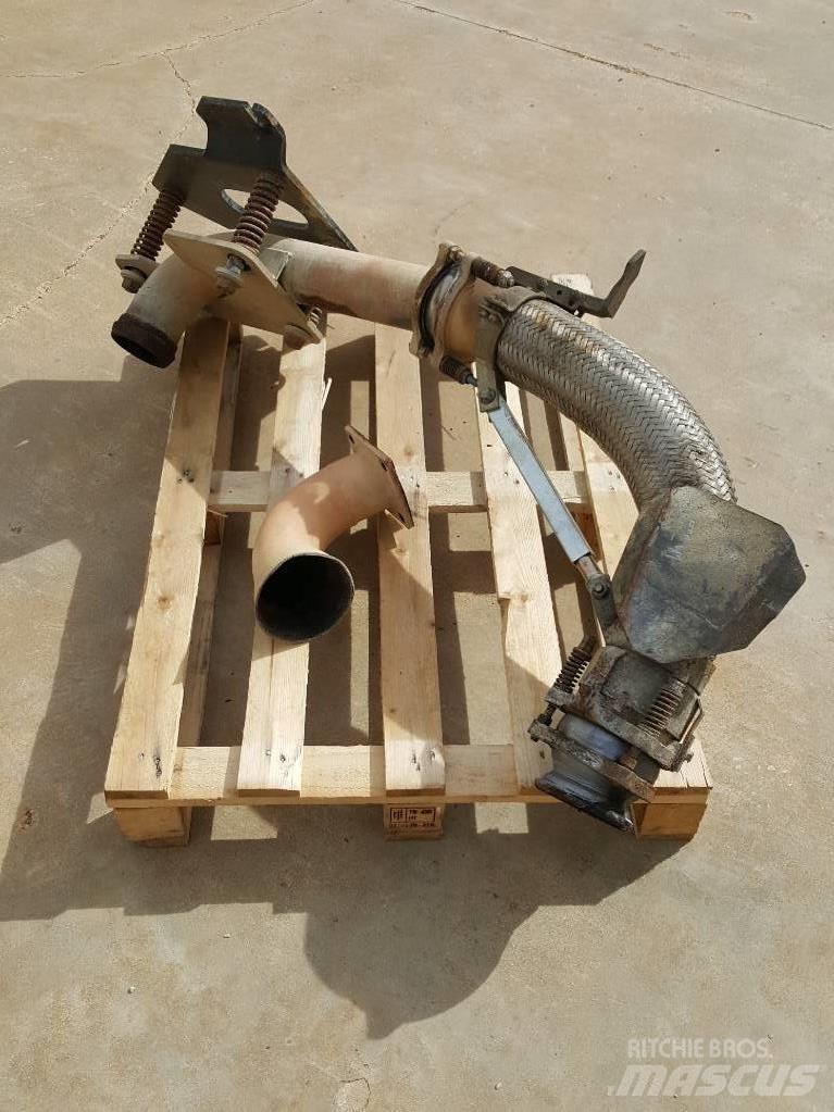 Volvo A35D/E    A40D/E 铰接式自卸车