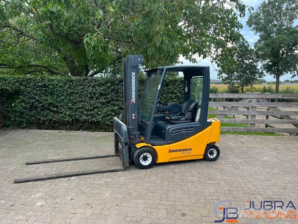 Jungheinrich EFG 320 电动叉车