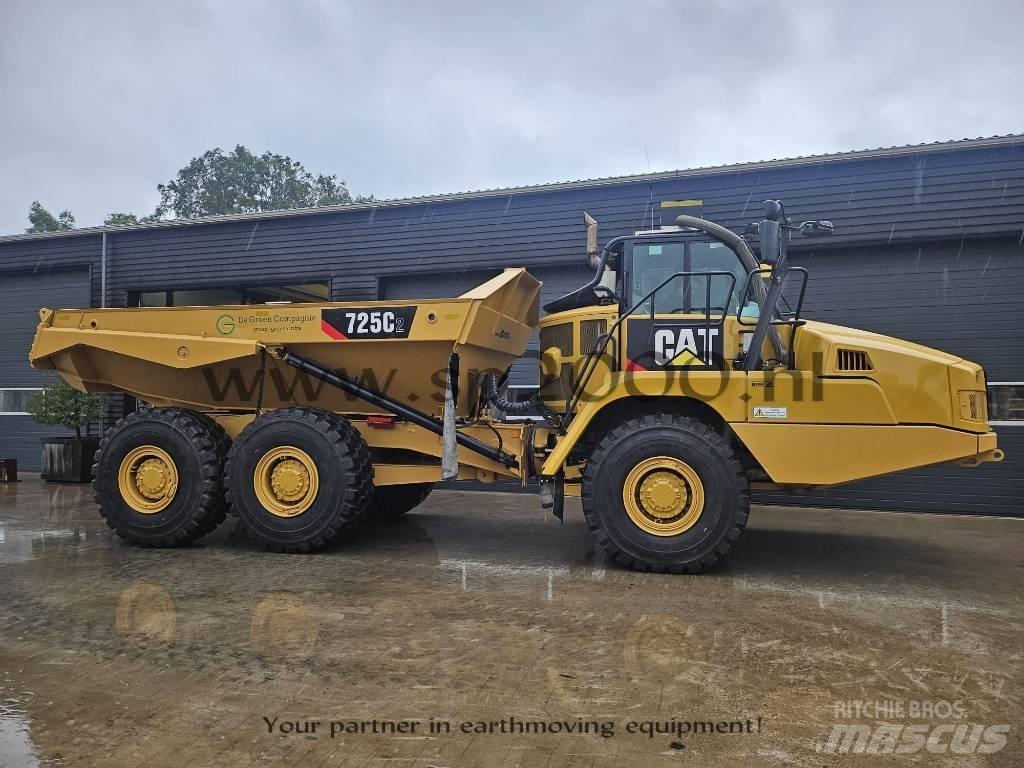 CAT 725C2 铰接式自卸车