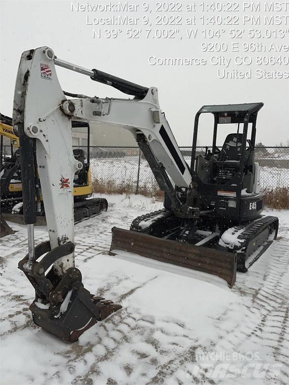 Bobcat E45 小型挖掘机