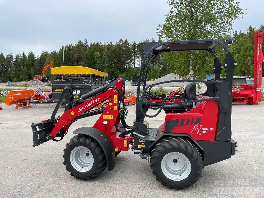 Schäffer Nordic 30 多功能装载机