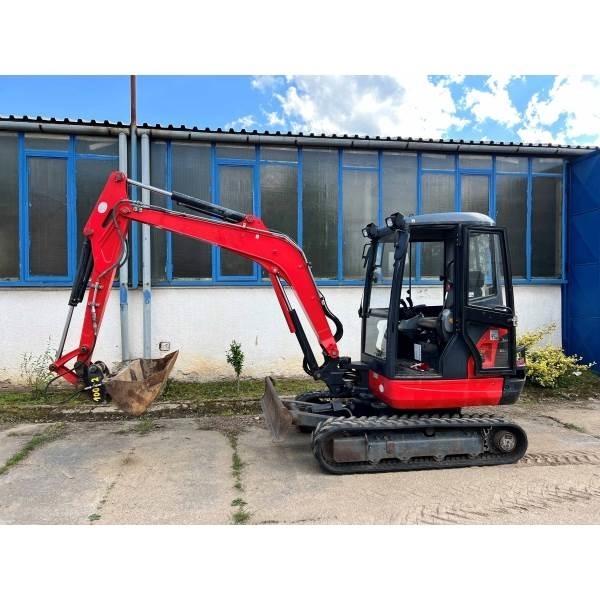 Kubota KX101 小型挖掘机