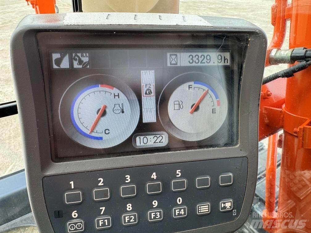Hitachi ZX 70-3 中型挖掘机