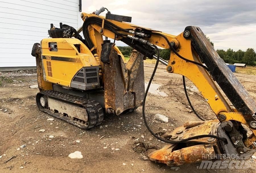 Brokk 160 组装挖掘机