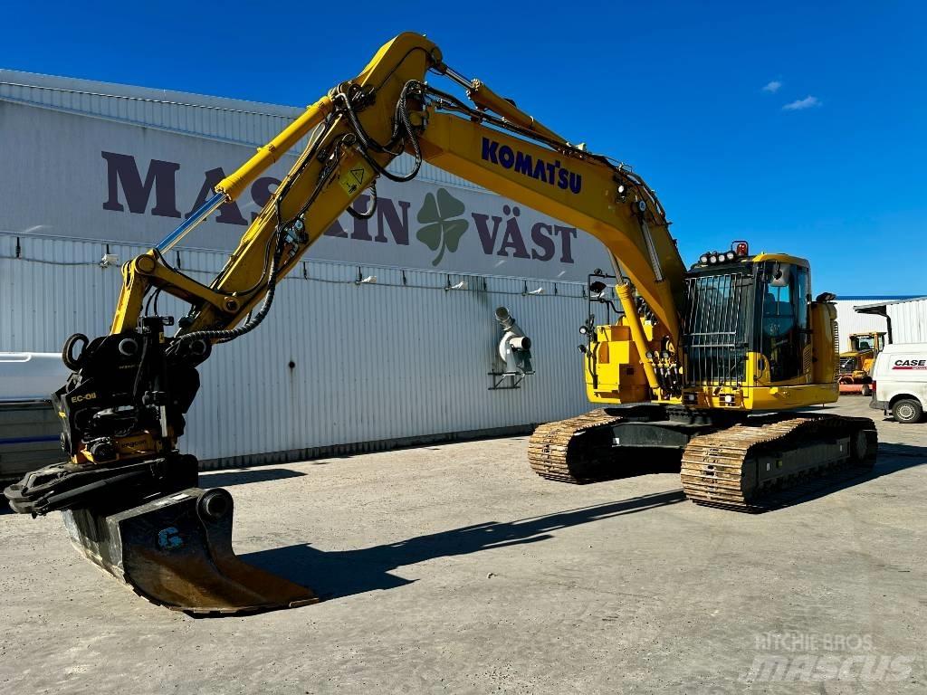 Komatsu PC 228 US-11 履带挖掘机