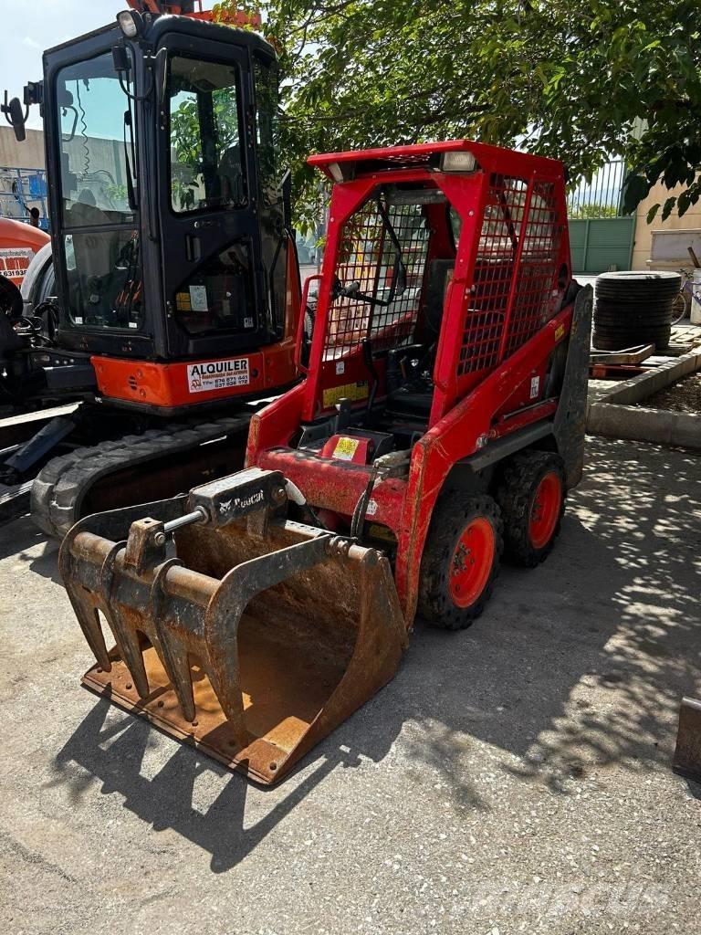 Bobcat S 70 滑移装载机