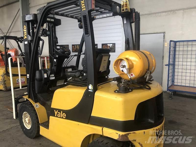 Yale GLP25VX 天然气叉车