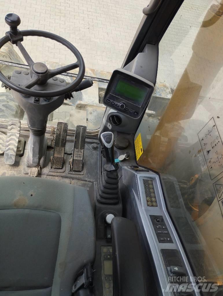 Hyundai 140W 中型挖掘机