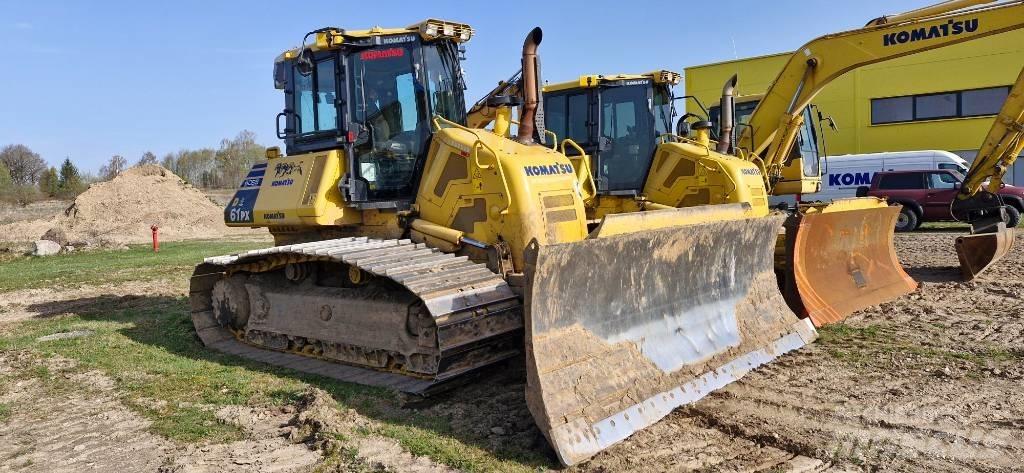 Komatsu D61PX - 24 履带式推土机