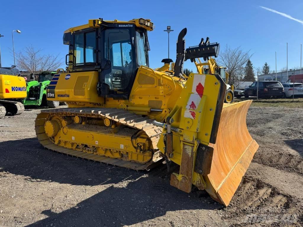 Komatsu D51PX-24E0 履带式推土机