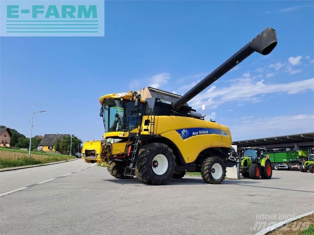 New Holland cx8050 联合收割机