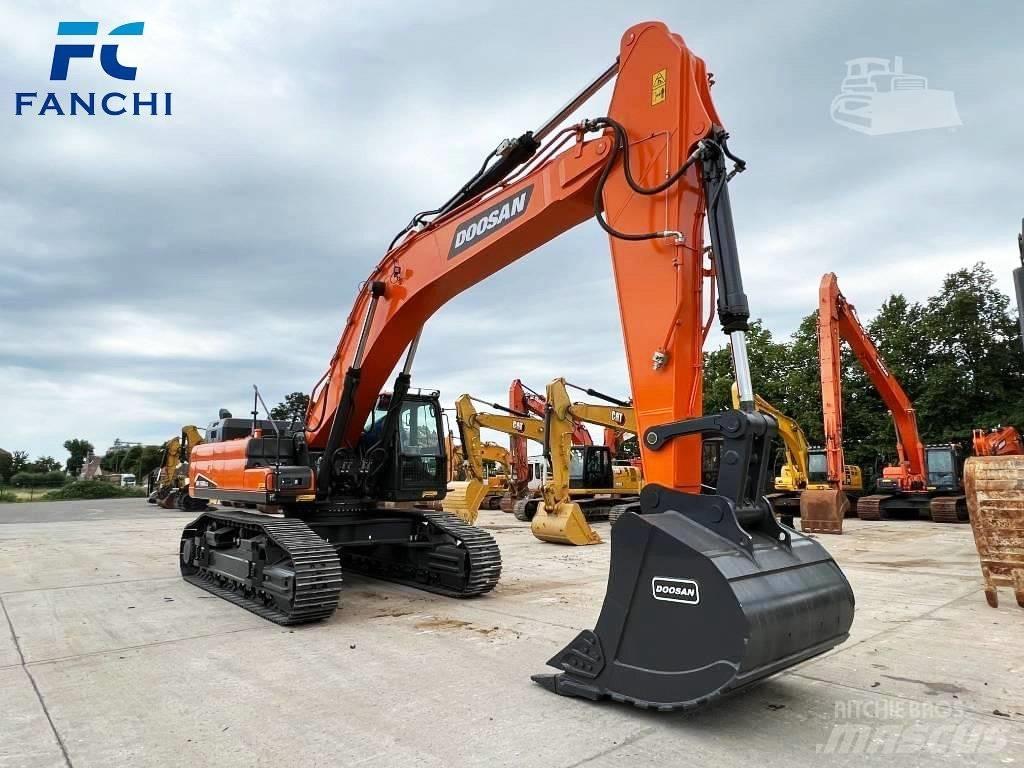 Doosan DX 530 LC-3 履带挖掘机