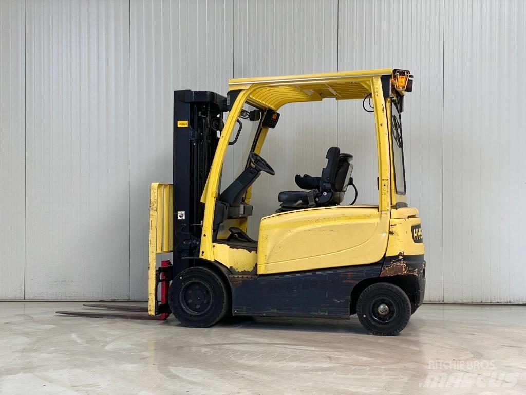 Hyster J2.5XN 电动叉车