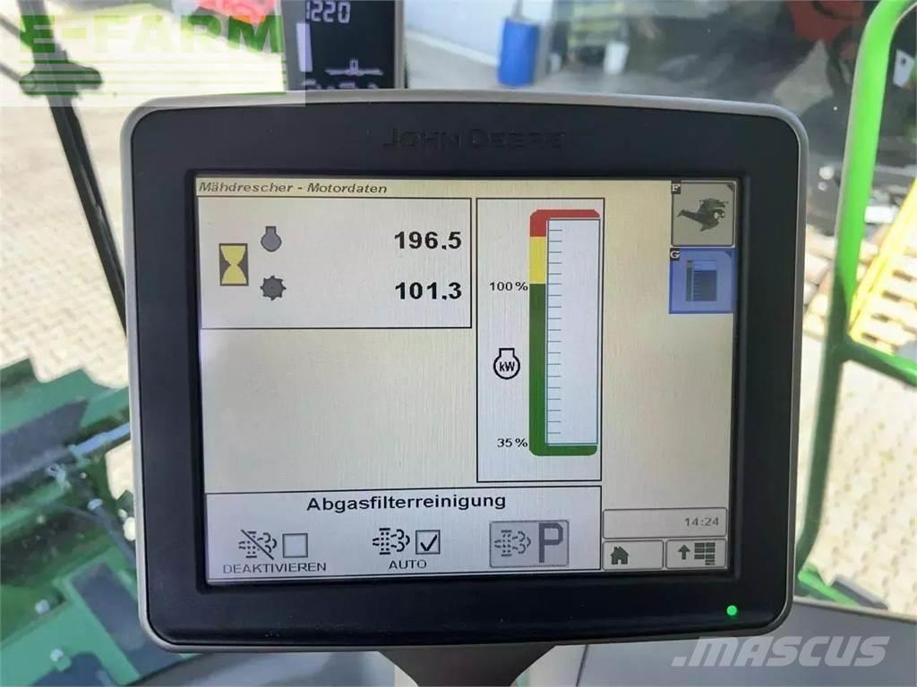 John Deere t560 联合收割机