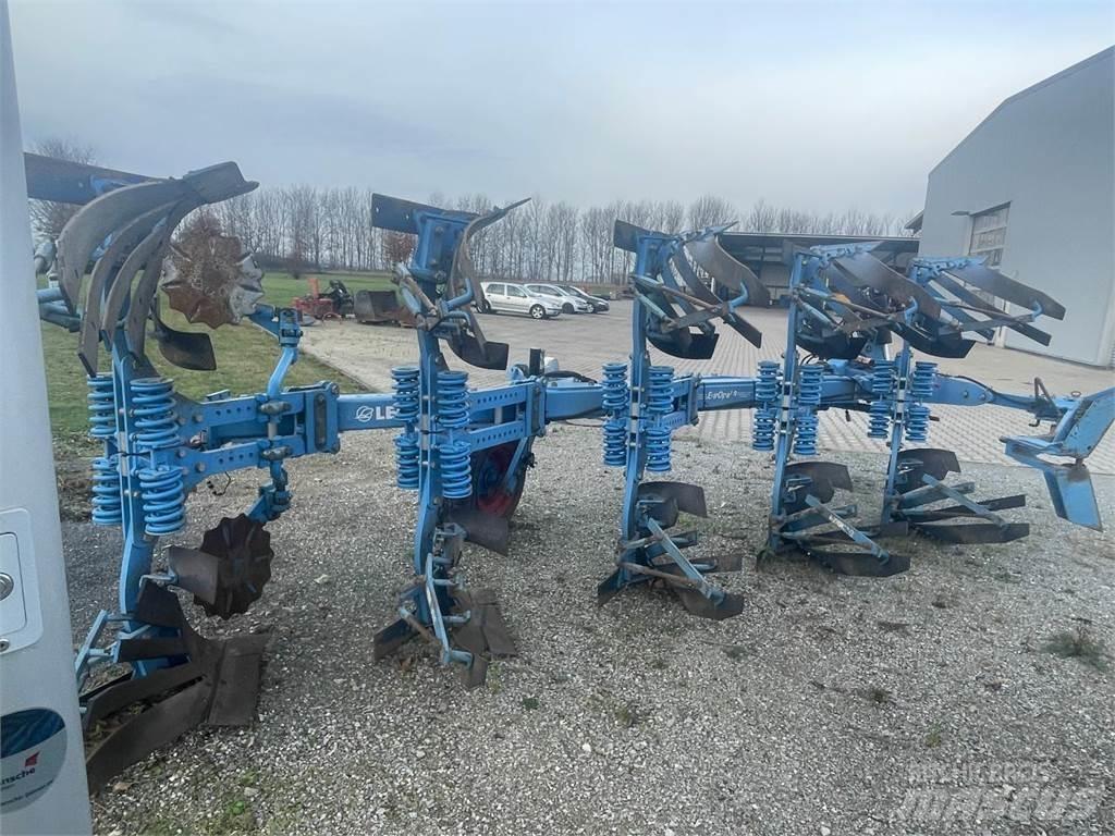 Lemken Vari Opal 8 双向犁
