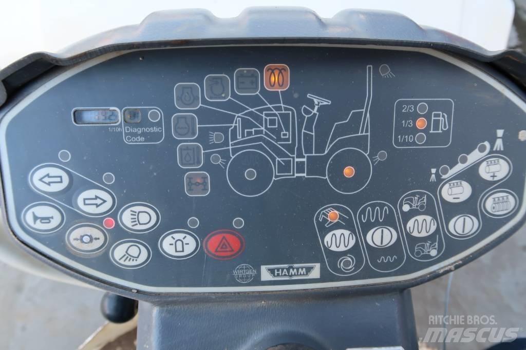 Hamm HD 12 VV 双轮压路机