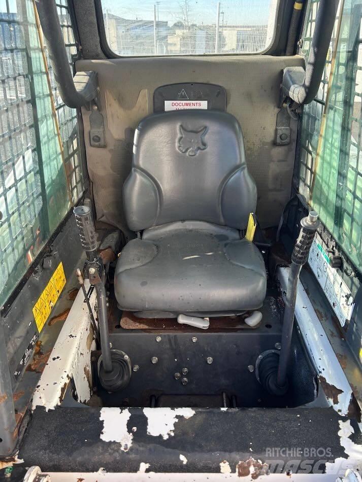 Bobcat T 110 履带式装载机