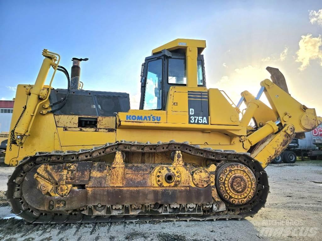 Komatsu D 375 A-1 履带式推土机