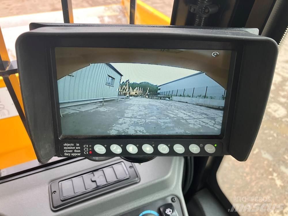 JCB 6TFT 翻斗车\公路型自卸车