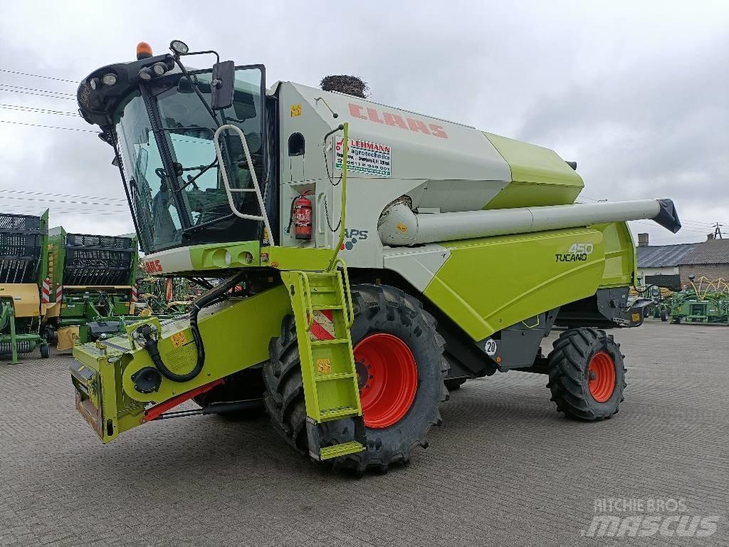 CLAAS Tucano 450 联合收割机