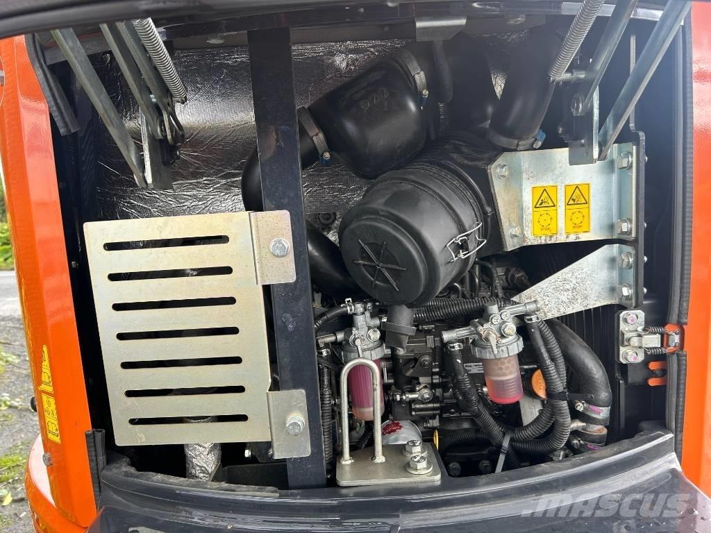 Hitachi ZX 26 U-6 小型挖掘机
