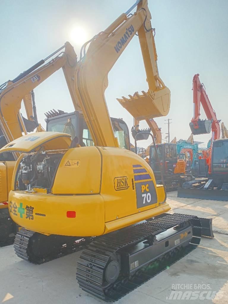 Komatsu PC 70 小型挖掘机