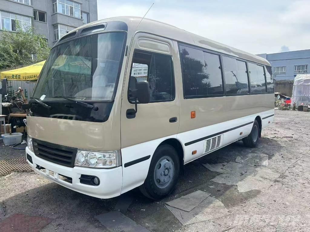 Toyota Coaster 公路客运汽车
