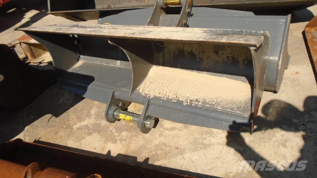 Kubota KX 080-4 中型挖掘机