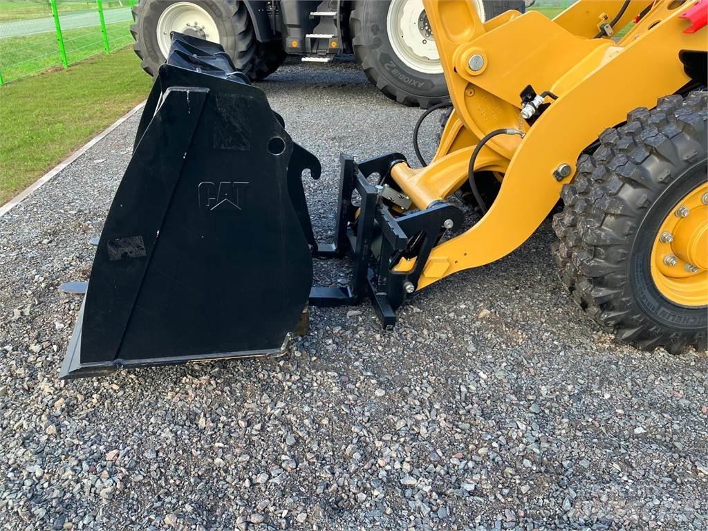 CAT 906 轮式装载机