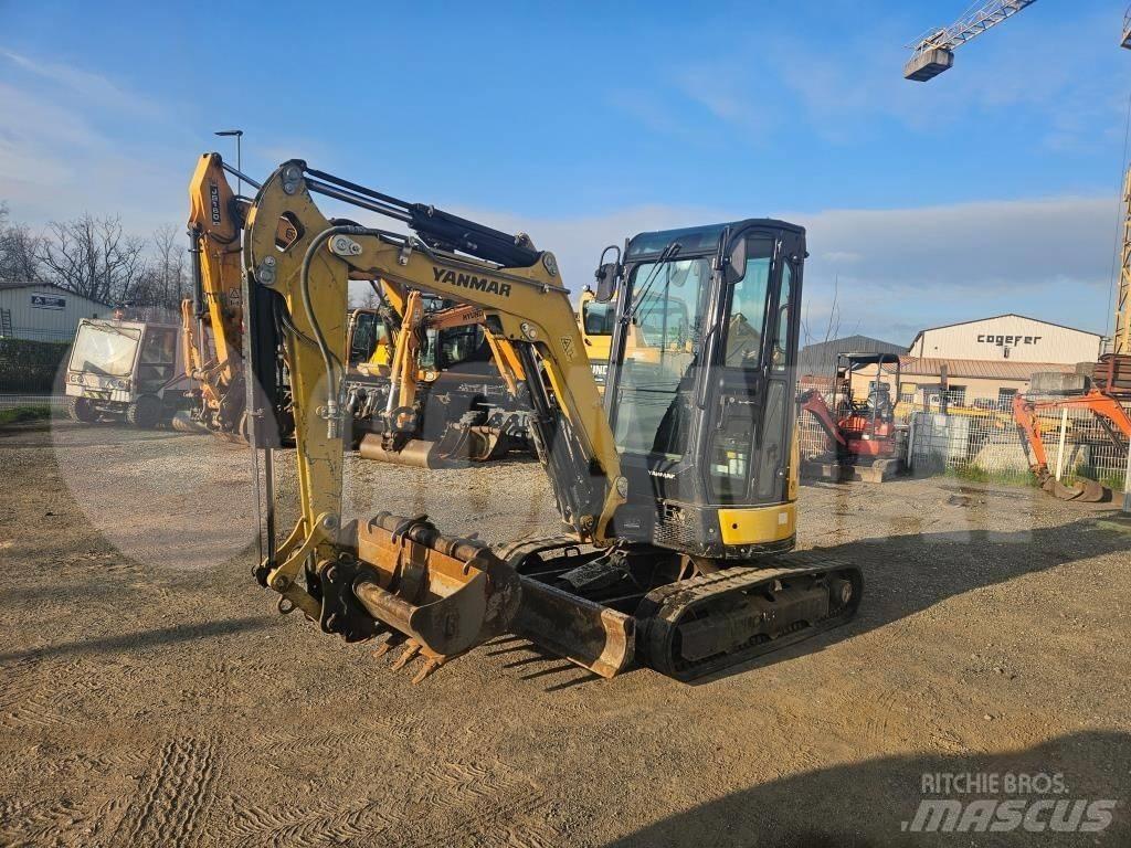 Yanmar Vio 26 小型挖掘机