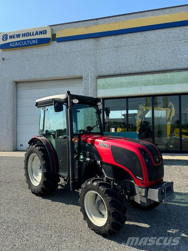 Valtra F95 拖拉机/农用车