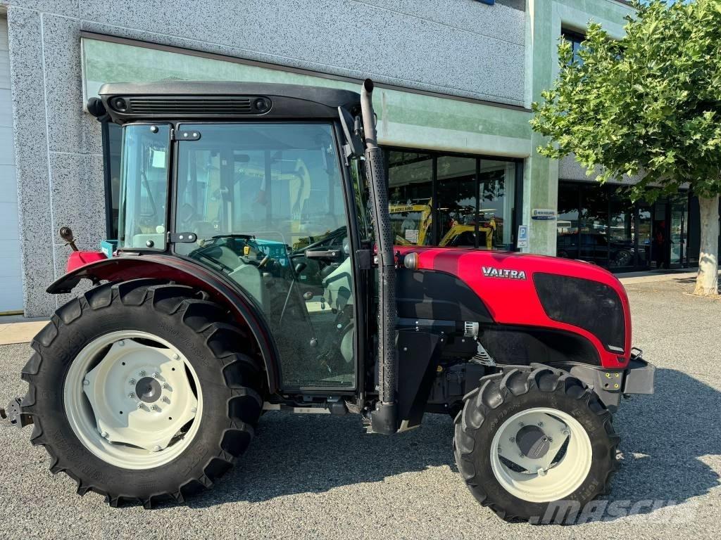 Valtra F95 拖拉机/农用车