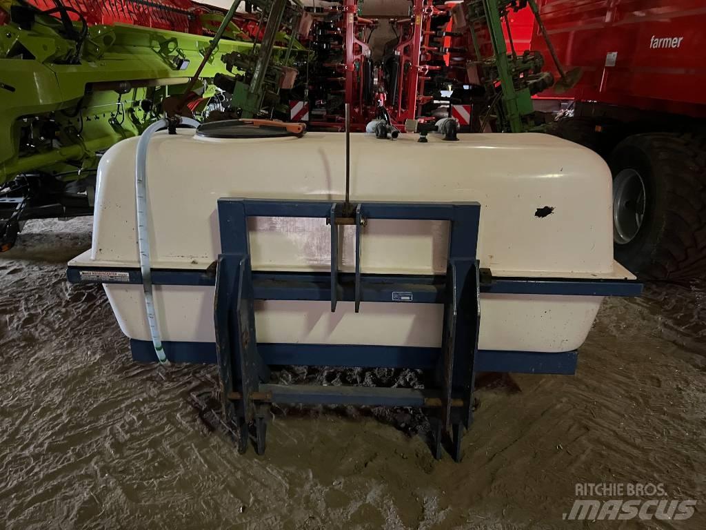 Kyndestoft 1500 L 液肥喷雾机