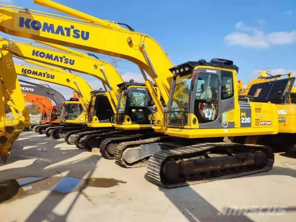 Komatsu 220-8 履带挖掘机