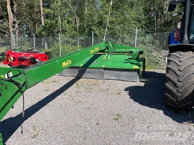 John Deere 946 割草调节装置