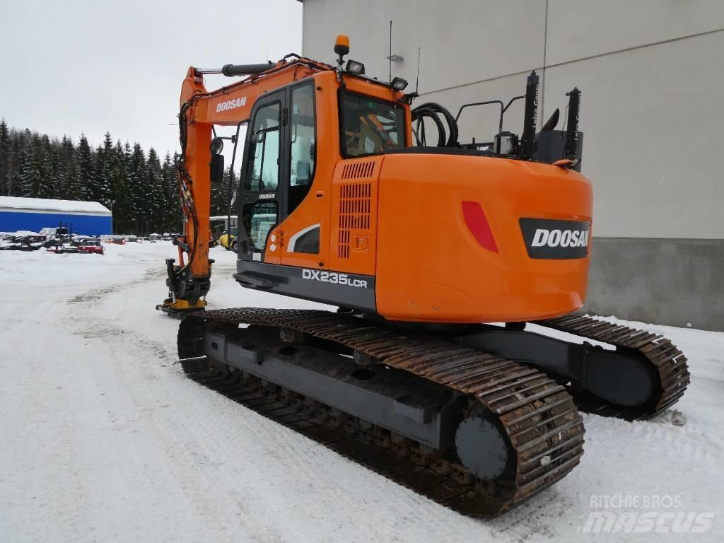 Doosan DX 235 LCR-5 履带挖掘机